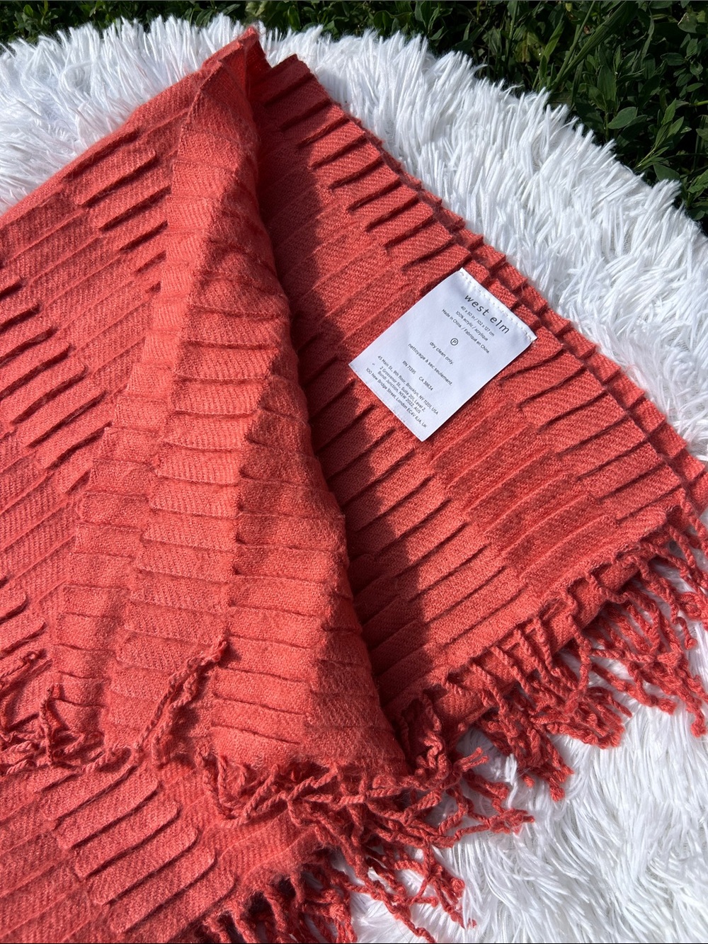 West Elm Coral Ribbed Fringe Throw Wrap Blanket 40” x 60” - Picture 5 of 11